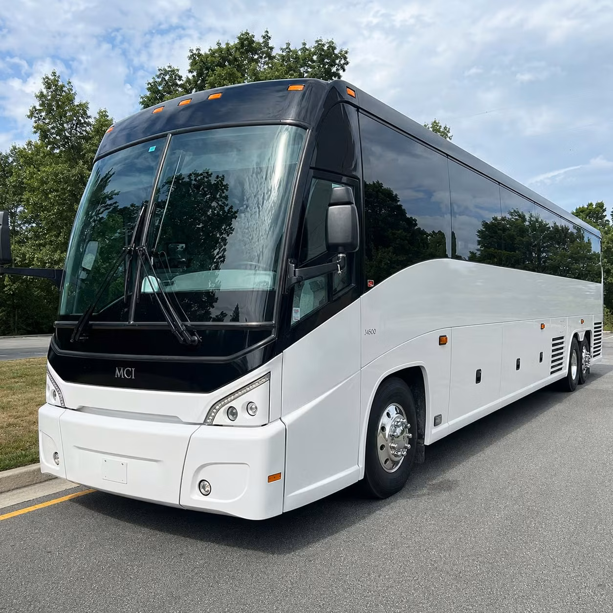 how distance and duration affect charter bus rental rates in santa clarita