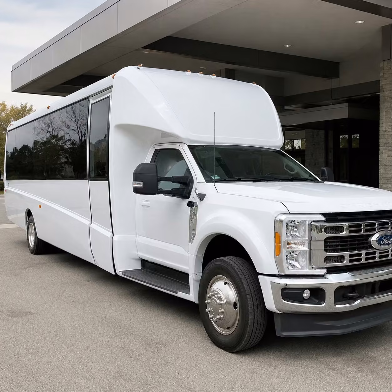 minibus rentals for smaller prom groups in the santa clarita valley