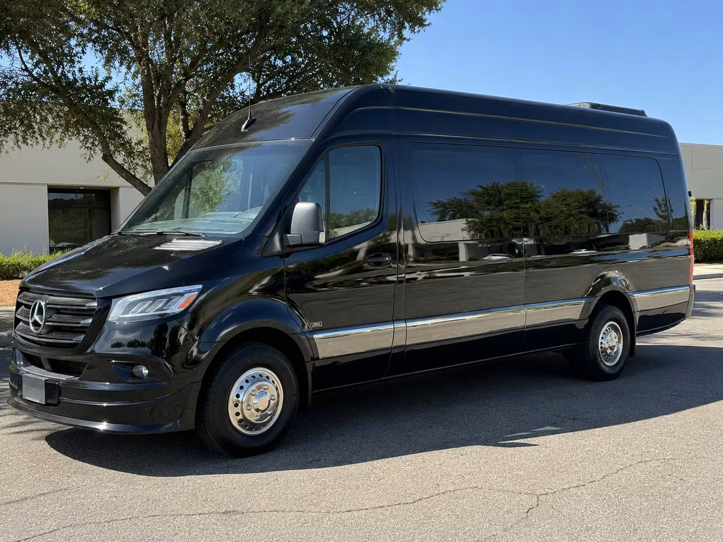 santa clarita airport transportation